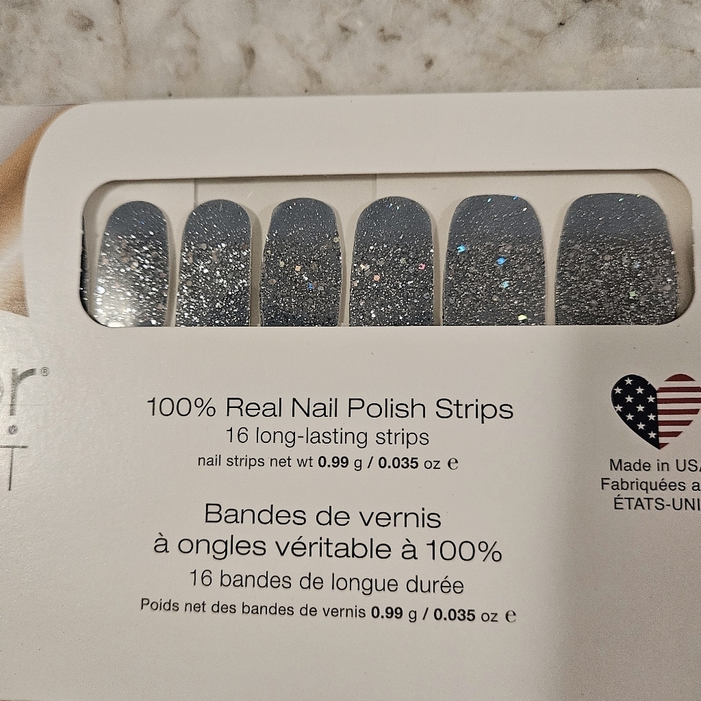 Color Street Sparkling Nail Strips-Retired Nightlife - Picture 2 of 4